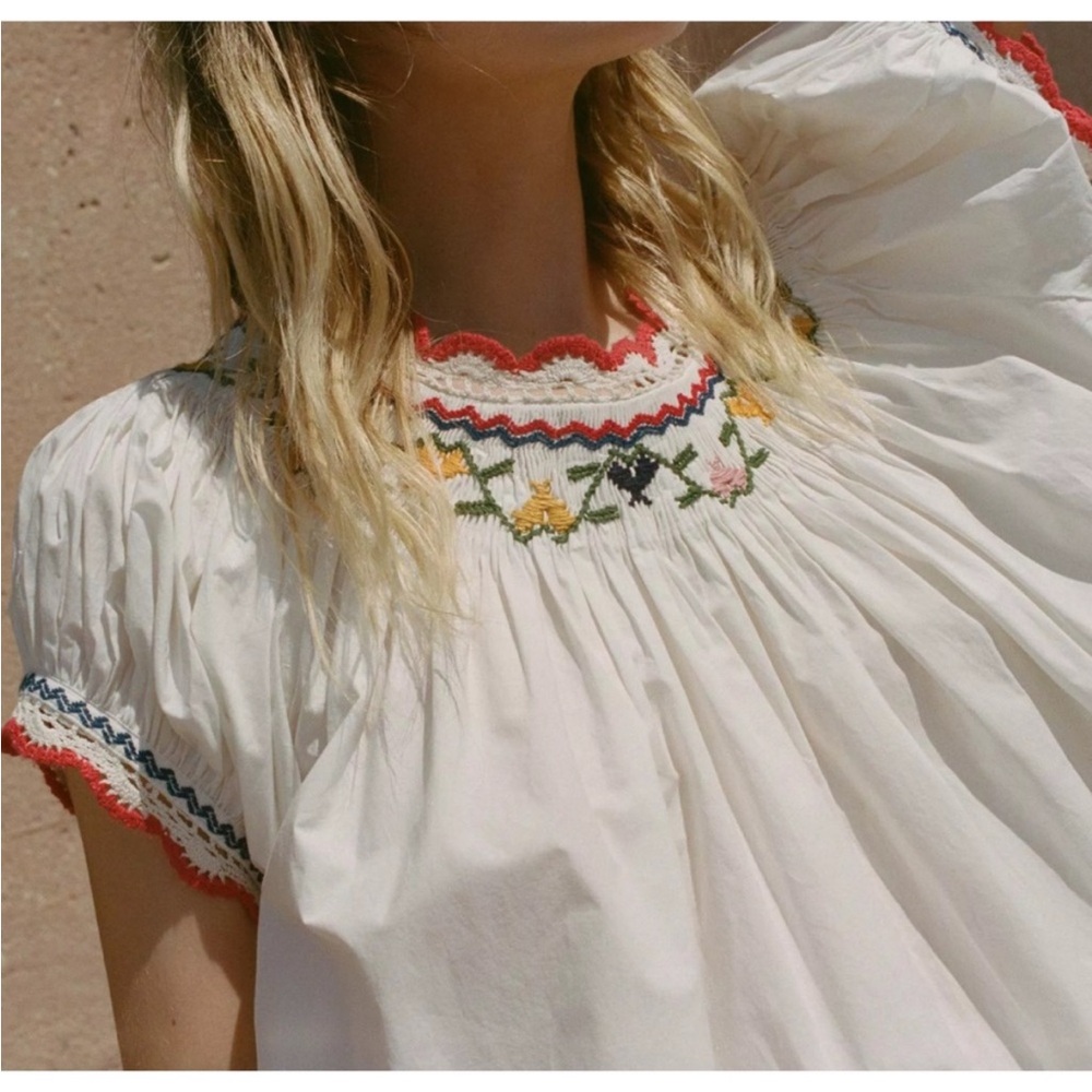 Doen Arrow Embroidered Top